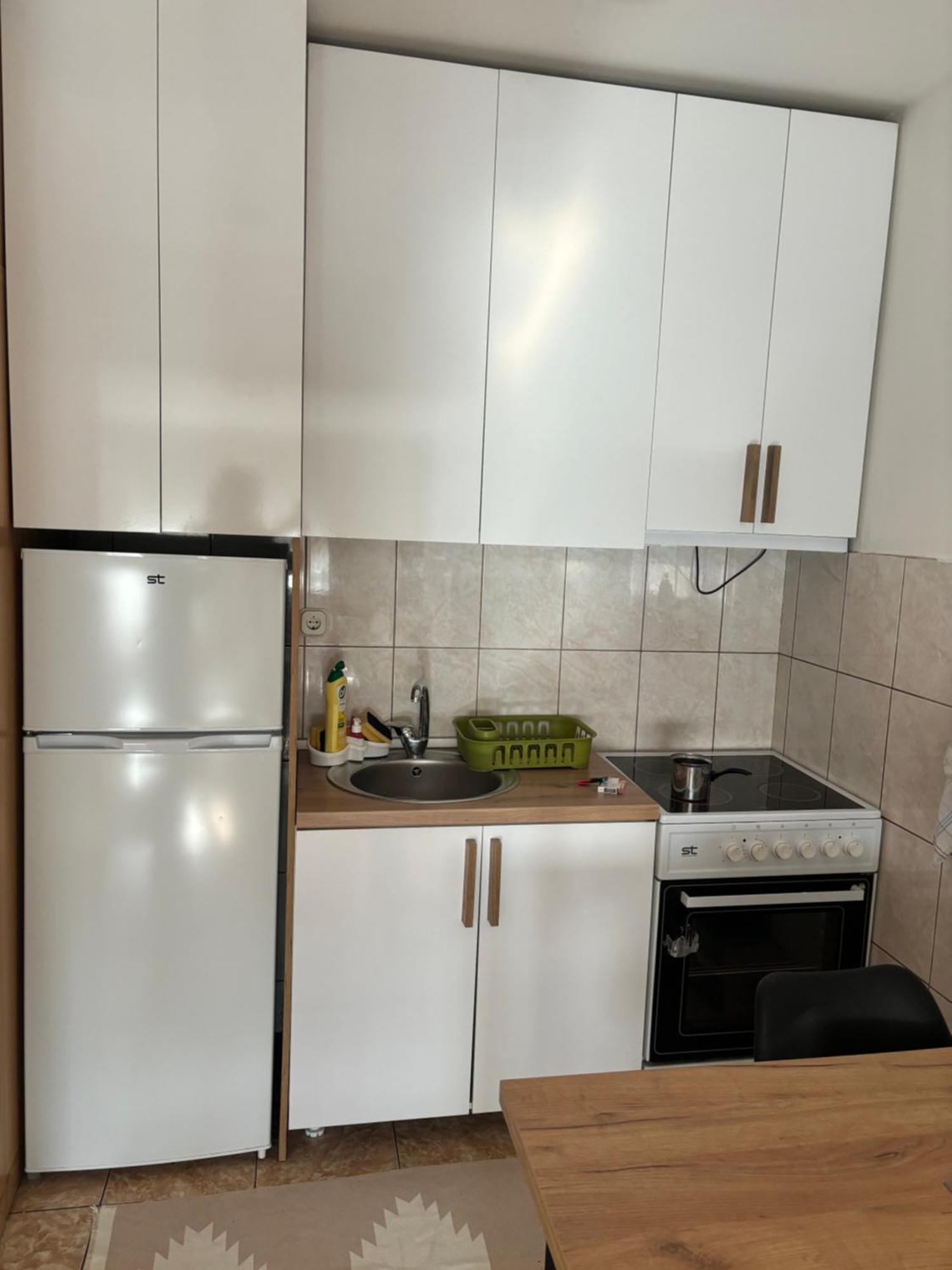 Mia'S Duplex Apartment Skopje Buitenkant foto