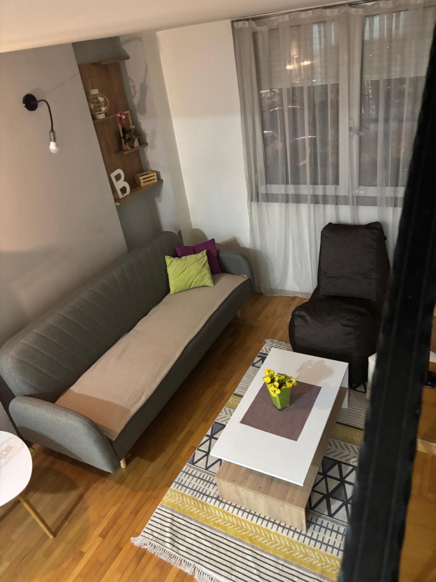 Mia'S Duplex Apartment Skopje Buitenkant foto